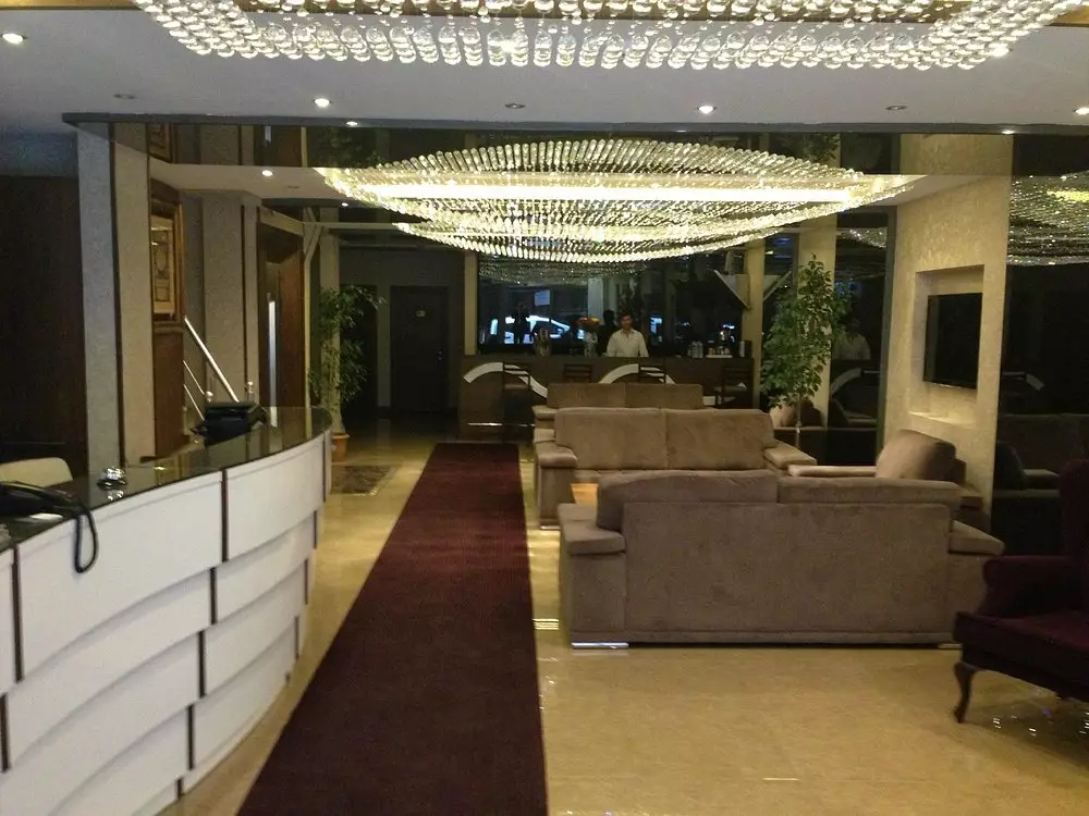 لابی Prens Hotel